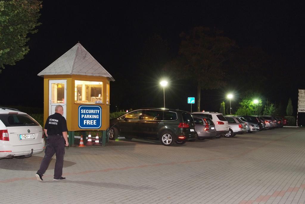 Motel Paradise Torzym Eksteriør bilde