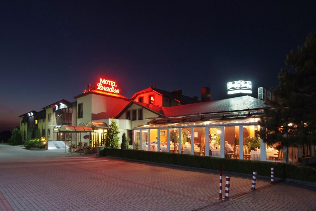 Motel Paradise Torzym Eksteriør bilde