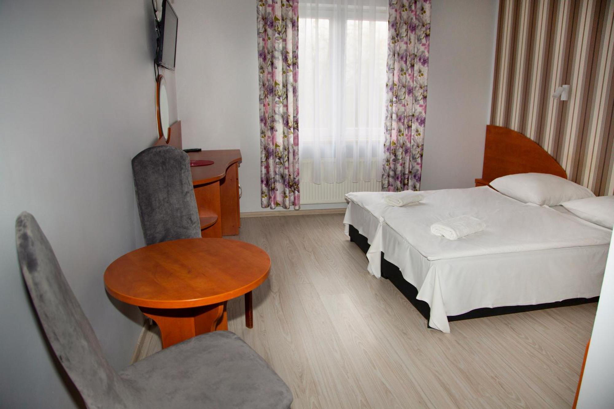 Motel Paradise Torzym Eksteriør bilde