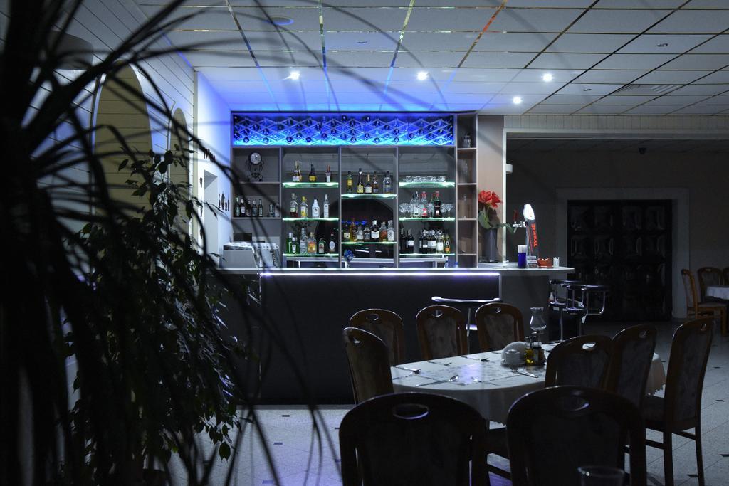 Motel Paradise Torzym Eksteriør bilde